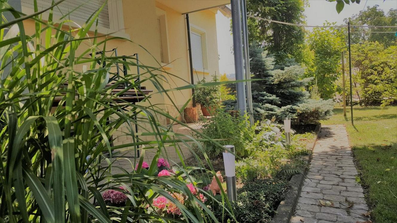 Ferienwohnung Miezerle Steisslingen Екстериор снимка